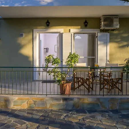 Siora Maria Apartment *