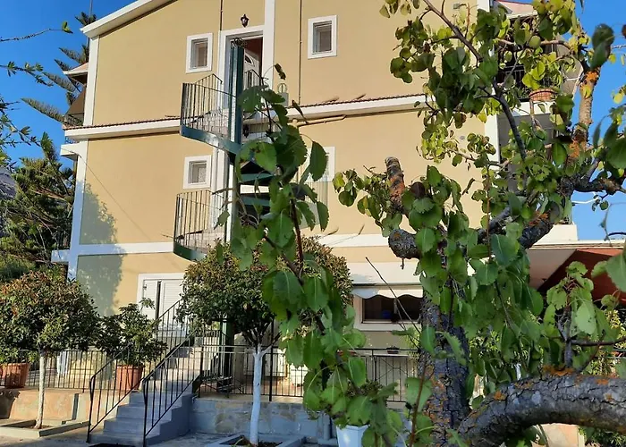 Siora Maria * Argostolion